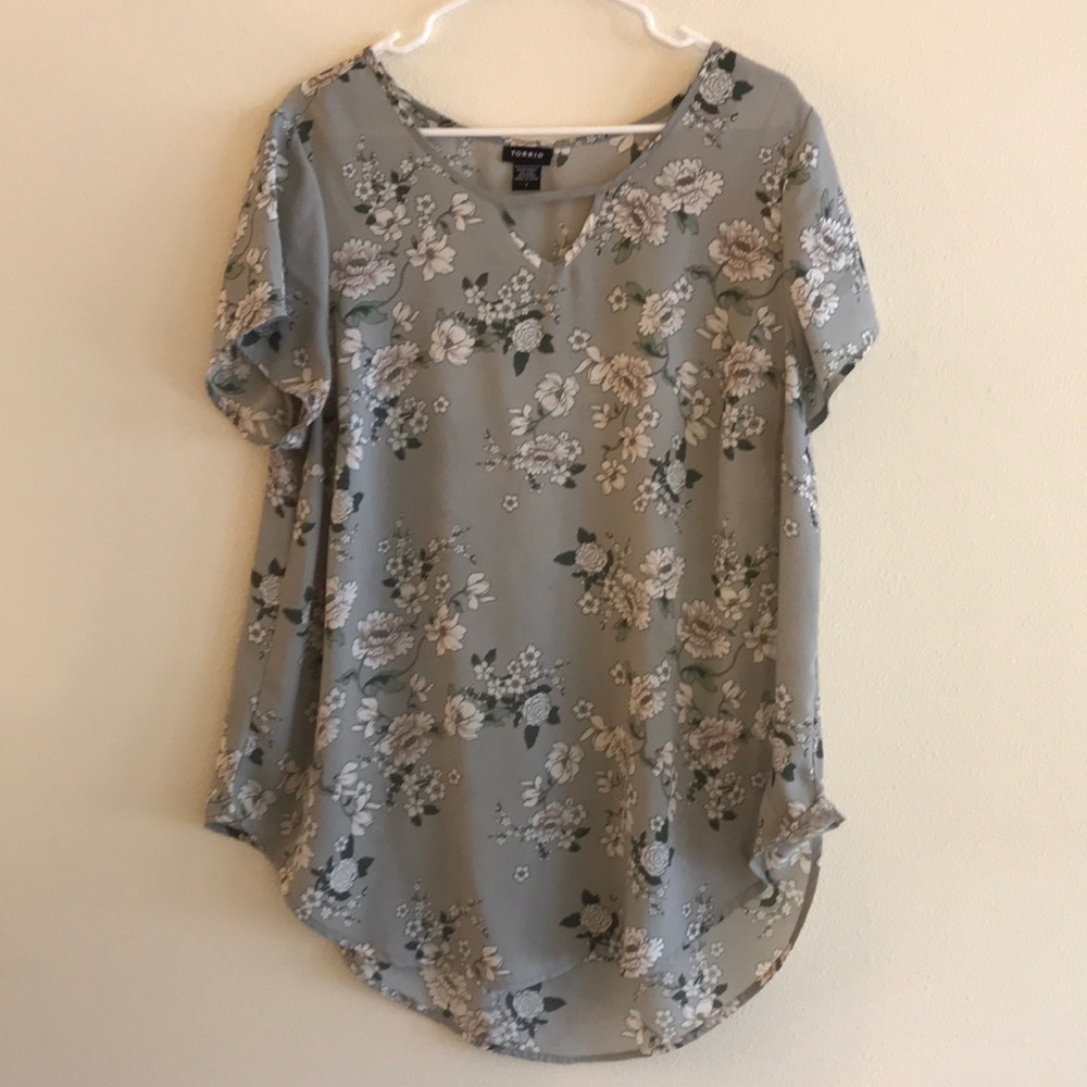 Torrid floral blouse